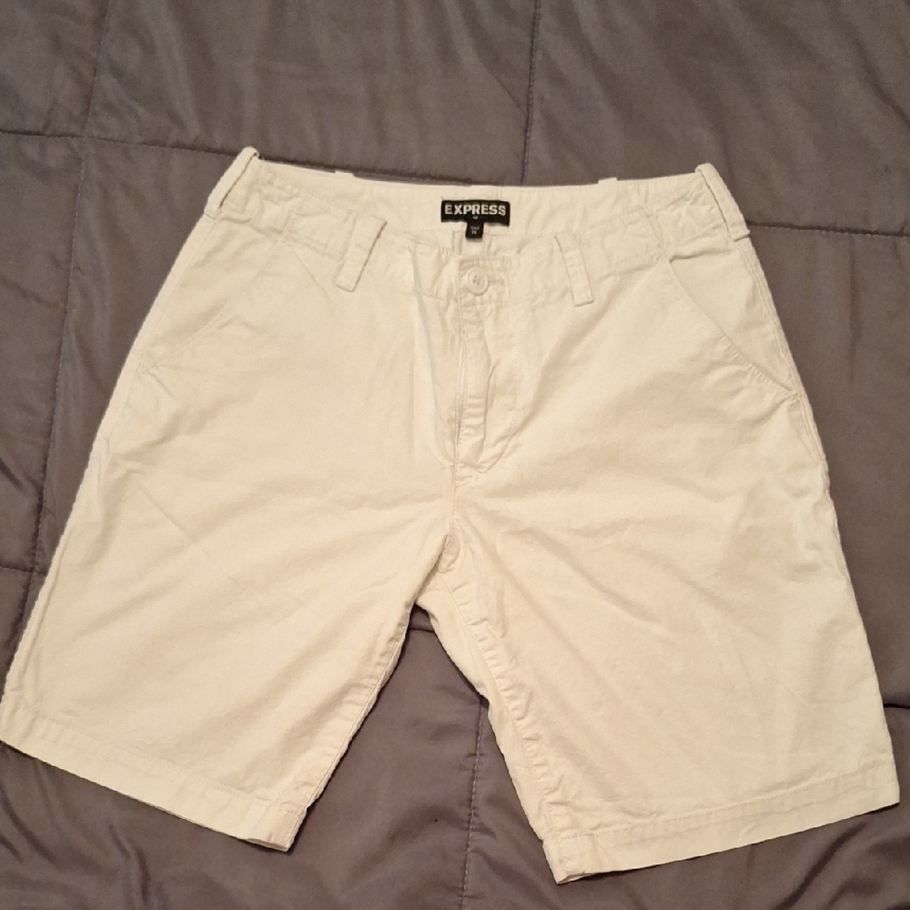 Express Men's Light Tan Shorts